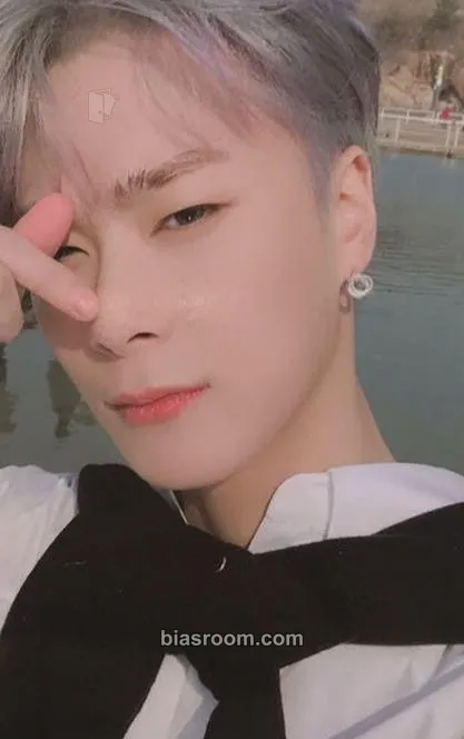 Moonbin Gateway Photocard - ASTRO - ASTRO K-pop photocard