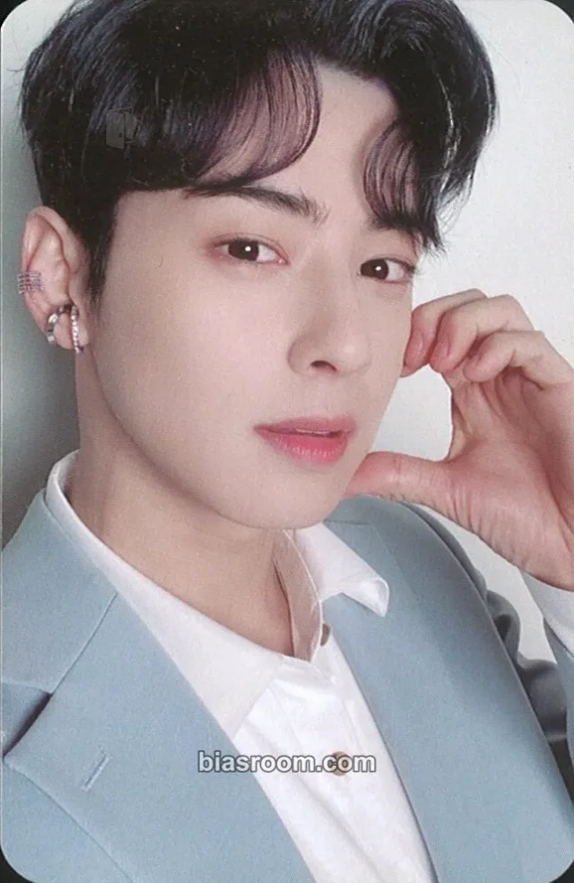 ASTRO - Cha Eun-woo - Gateway Album album photocard time traveler version