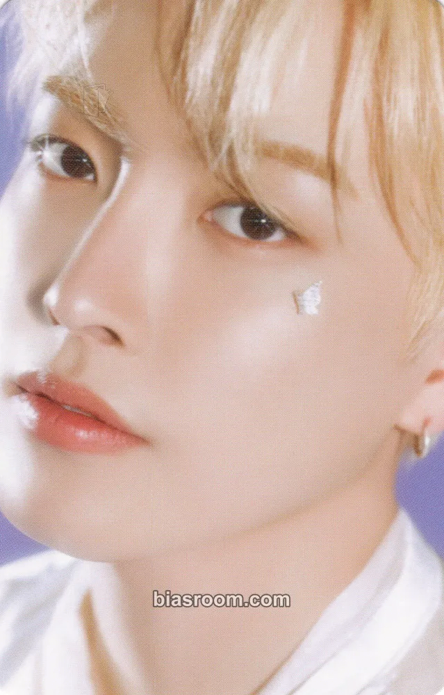 Hongjoong NACIFIC × ATEEZ Photocard - ATEEZ - ATEEZ K-pop photocard