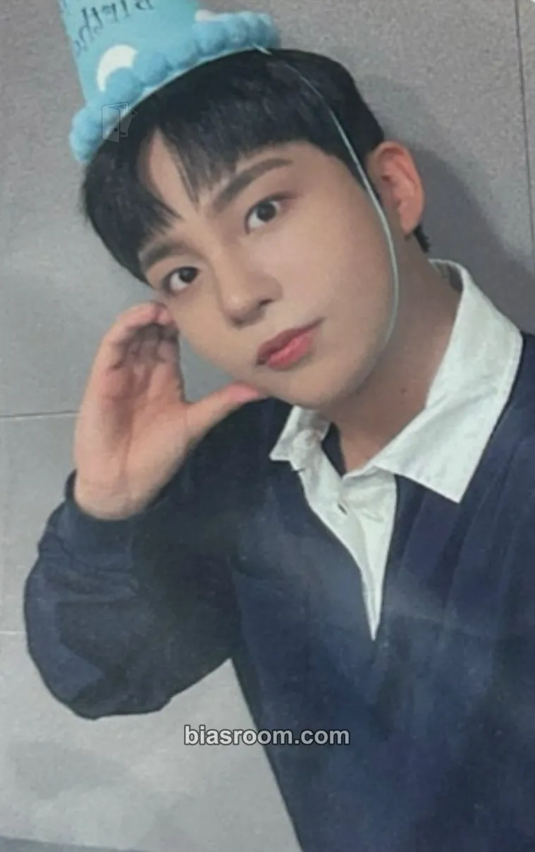 Jongho 2022 Cycle Birthday MD - Our story Photocard - ATEEZ - ATEEZ K-pop photocard