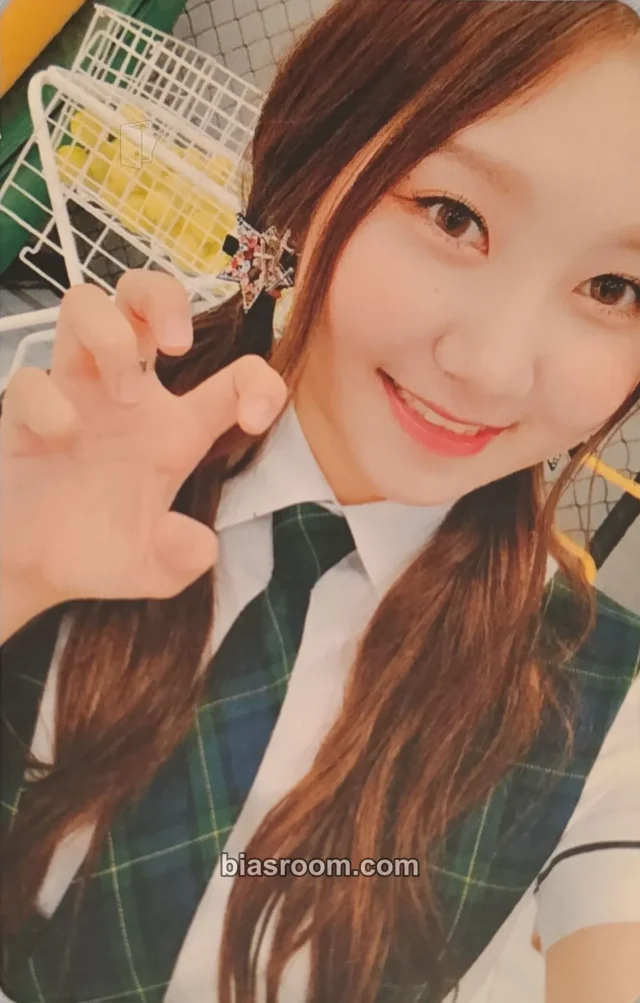 PRISTIN - Sungyeon - Schxxl Out Album album photocard in version