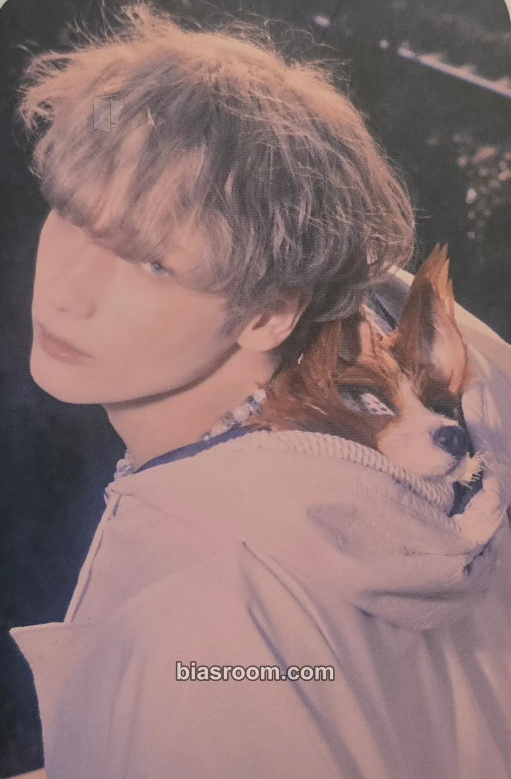 Huening Kai Minisode 3: Tomorrow Photocard - TOMORROW X TOGETHER - TOMORROW X TOGETHER K-pop photocard