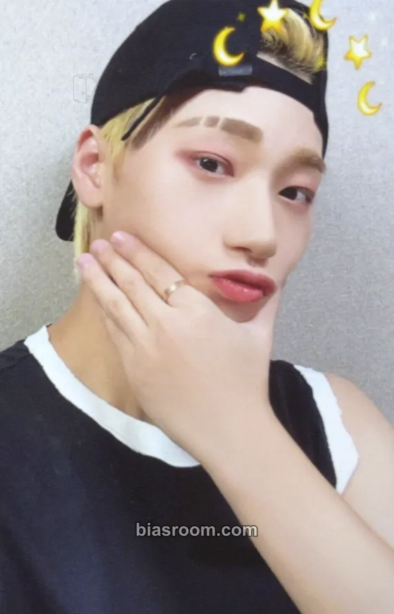 San THE WORLD EP.1 : MOVEMENT Photocard - ATEEZ - ATEEZ K-pop photocard