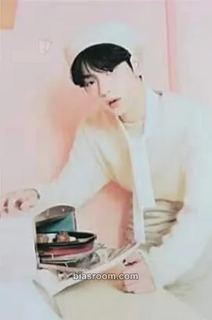 Soobin Birthday Merch Photocard - TOMORROW X TOGETHER - TOMORROW X TOGETHER K-pop photocard