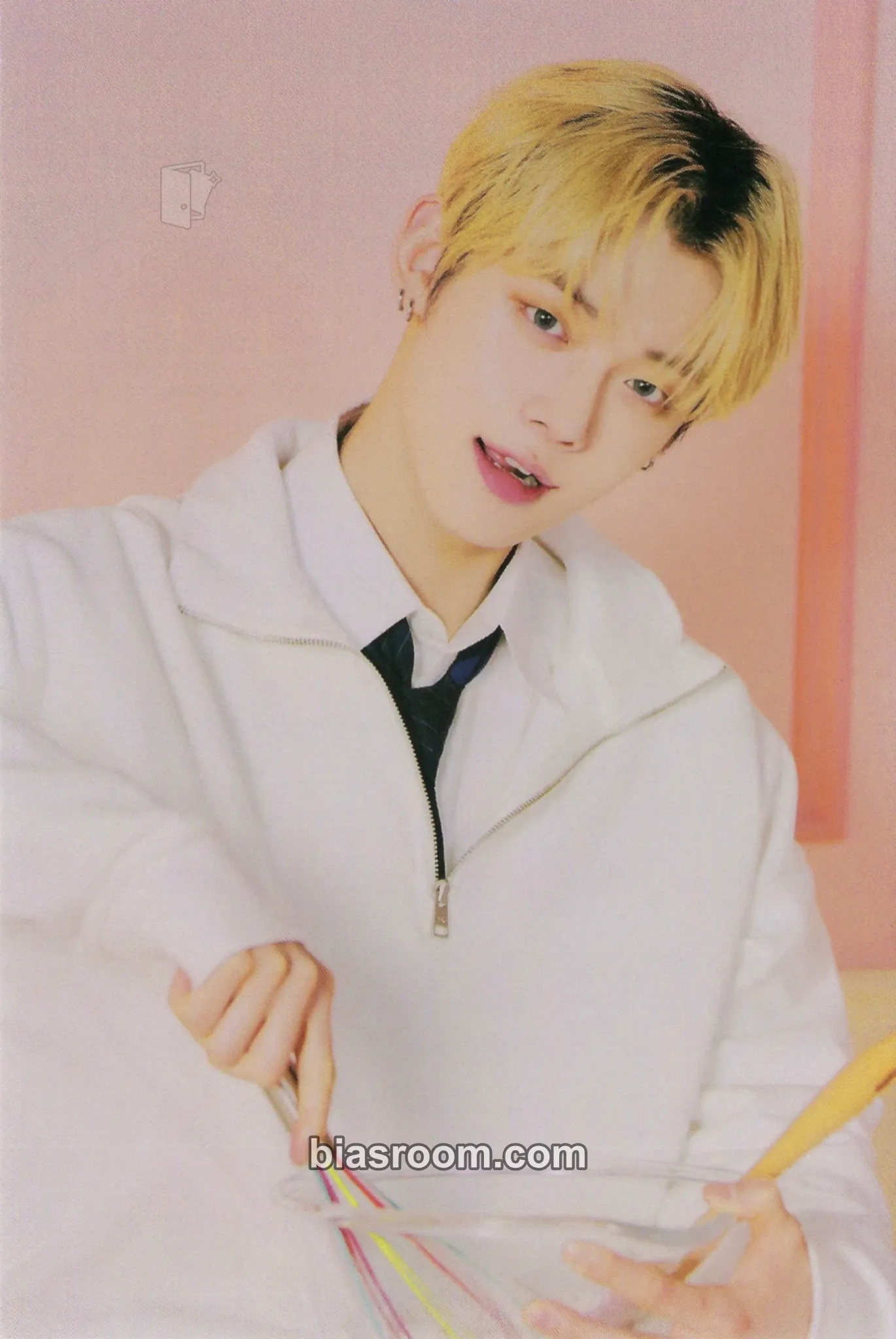 Yeonjun Birthday Merch Photocard - TOMORROW X TOGETHER - TOMORROW X TOGETHER K-pop photocard