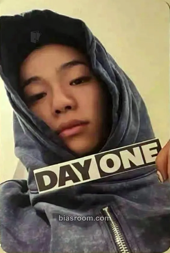 Tarzzan DAY ONE Official Membership Photocard - ALLDAY PROJECT - ALLDAY PROJECT K-pop photocard