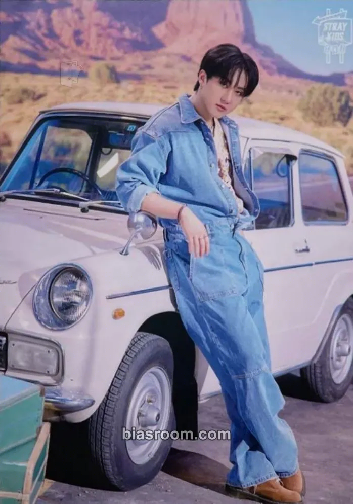 Changbin JYP JAPAN POPUP STORE 2023 Photocard - Stray Kids - Stray Kids K-pop photocard
