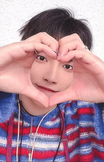Hongjoong Birthday Photocard - ATEEZ - ATEEZ K-pop photocard