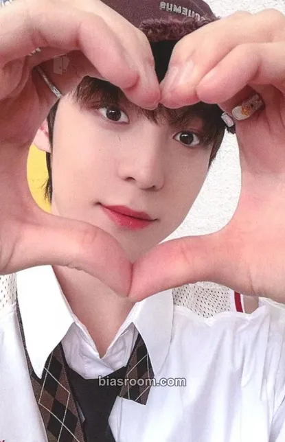 Yunho Birthday Photocard - ATEEZ - ATEEZ K-pop photocard