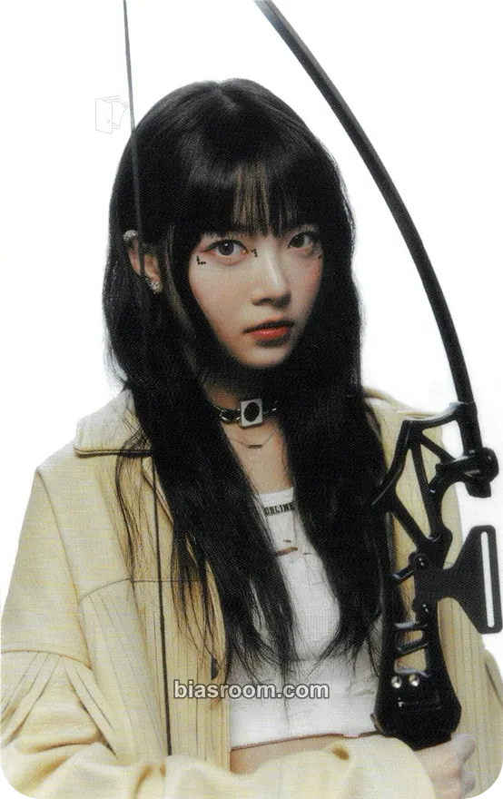 Hong Eunchae UNFORGIVEN Photocard - LE SSERAFIM - LE SSERAFIM K-pop photocard