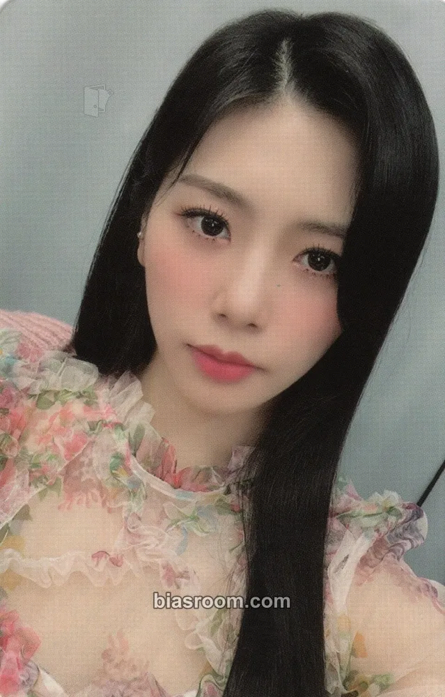 JiU Crossroads Concert Photocard - Dreamcatcher - Dreamcatcher K-pop photocard