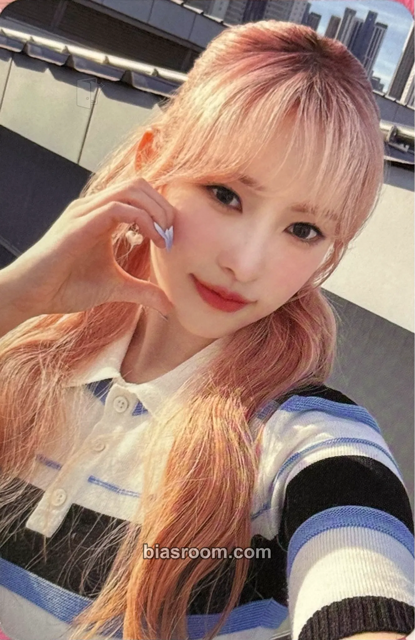 Liv Re:Scene Photocard - RESCENE - RESCENE K-pop photocard