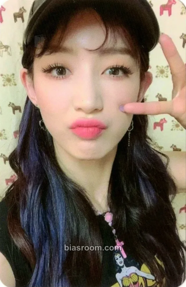 gugudan - Hana - Act 5: New Action Album album photocard