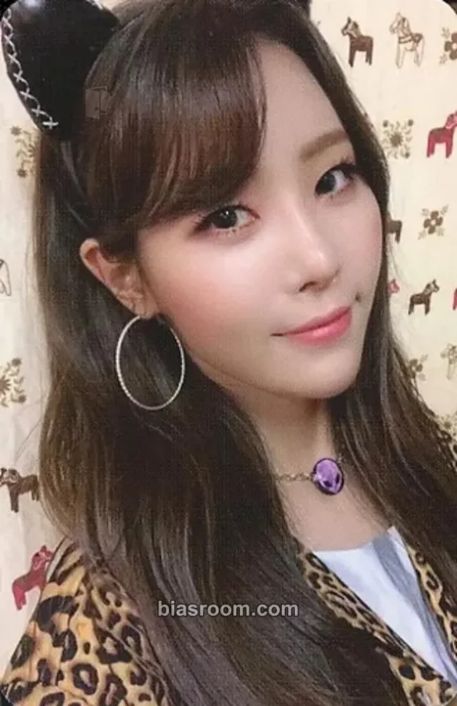 gugudan - Haebin - Act 5: New Action Album album photocard