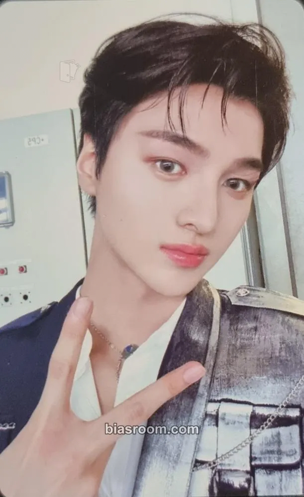 Junho Villain : The End Photocard - DRIPPIN - DRIPPIN K-pop photocard
