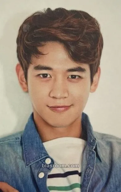 Minho SHINee 2015 Season's Greetings Photocard - SHINee - SHINee K-pop photocard