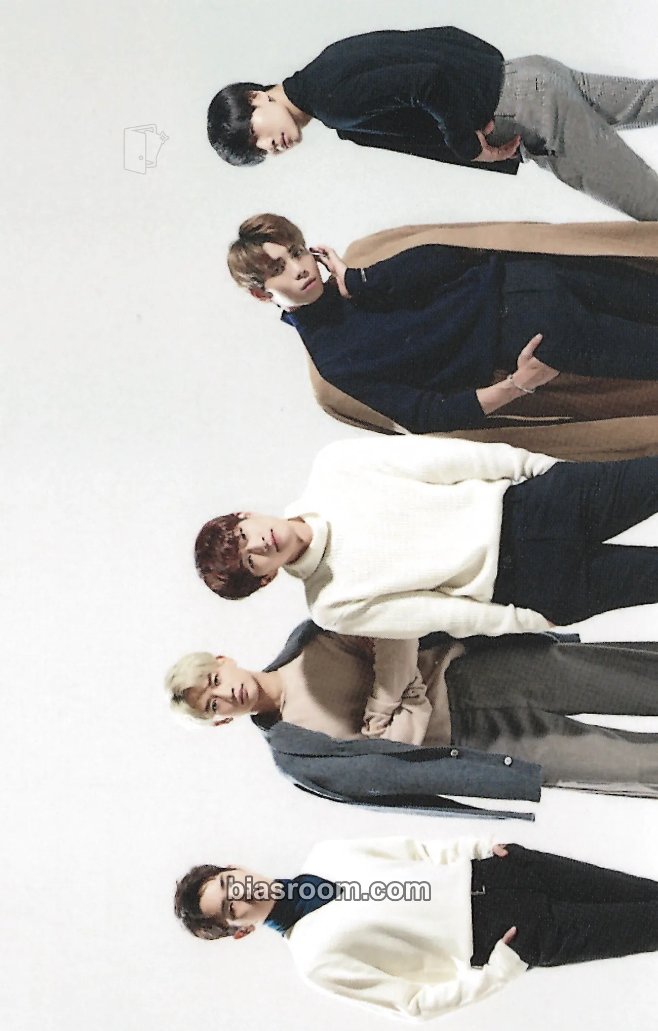 SHINee 2017 Season's Greetings Photocard - SHINee - SHINee K-pop photocard