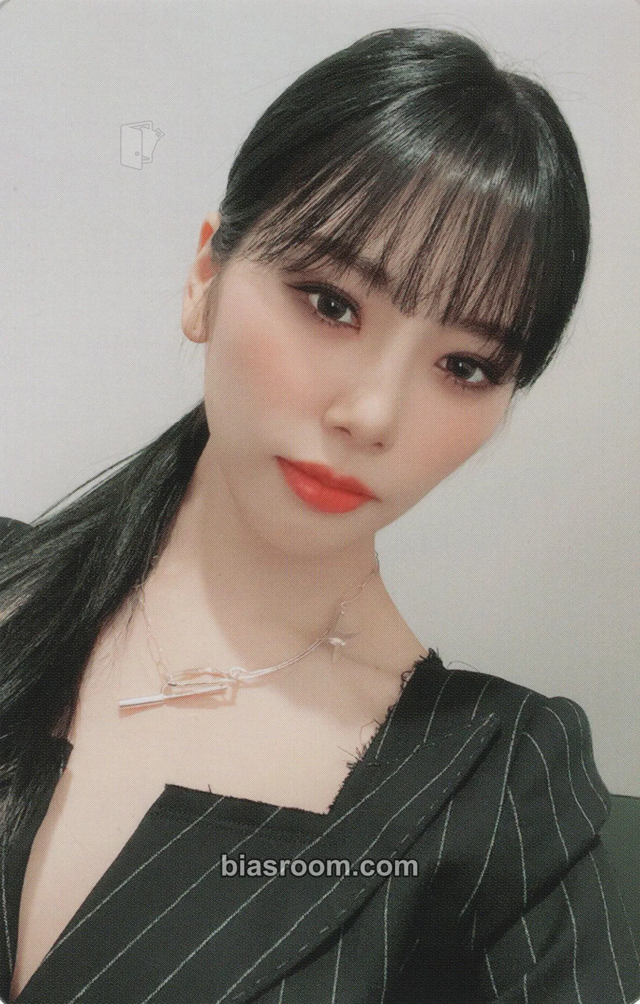 JiU Summer Holiday Photocard - Dreamcatcher - Dreamcatcher K-pop photocard
