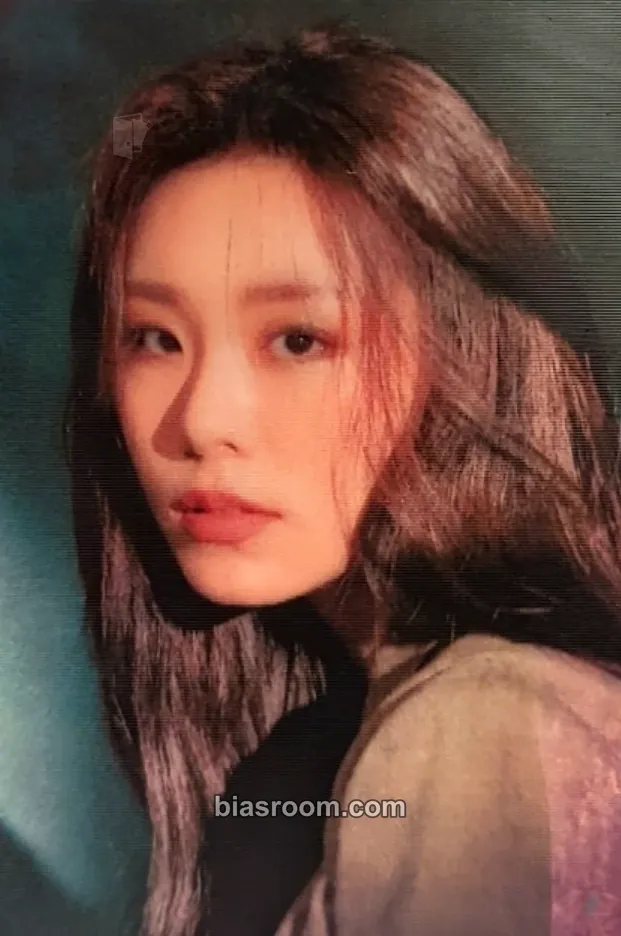 Wheein Redd Photocard - MAMAMOO - MAMAMOO K-pop photocard