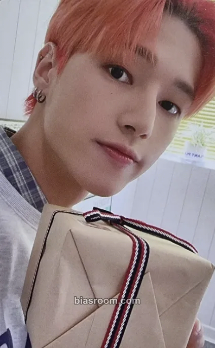 Wooyoung Atiny Room - 4th Anniversary Photocard - ATEEZ - ATEEZ K-pop photocard