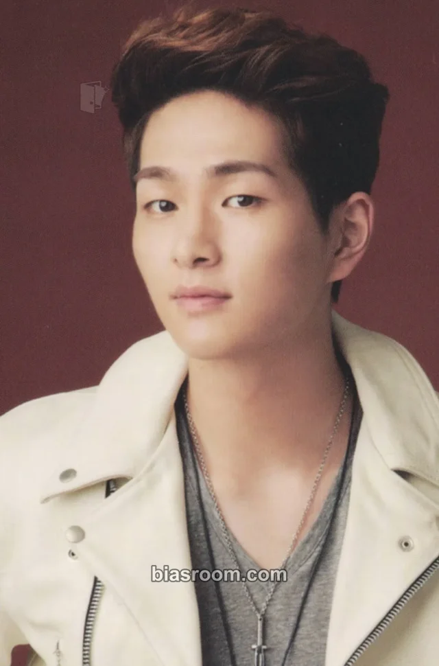 SHINee - Onew - Boys Meet U Album album photocard japanese album
