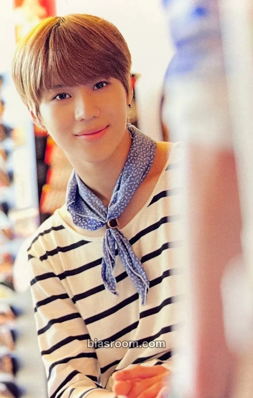 Taemin Boys Meet U - Single Photocard - SHINee - SHINee K-pop photocard