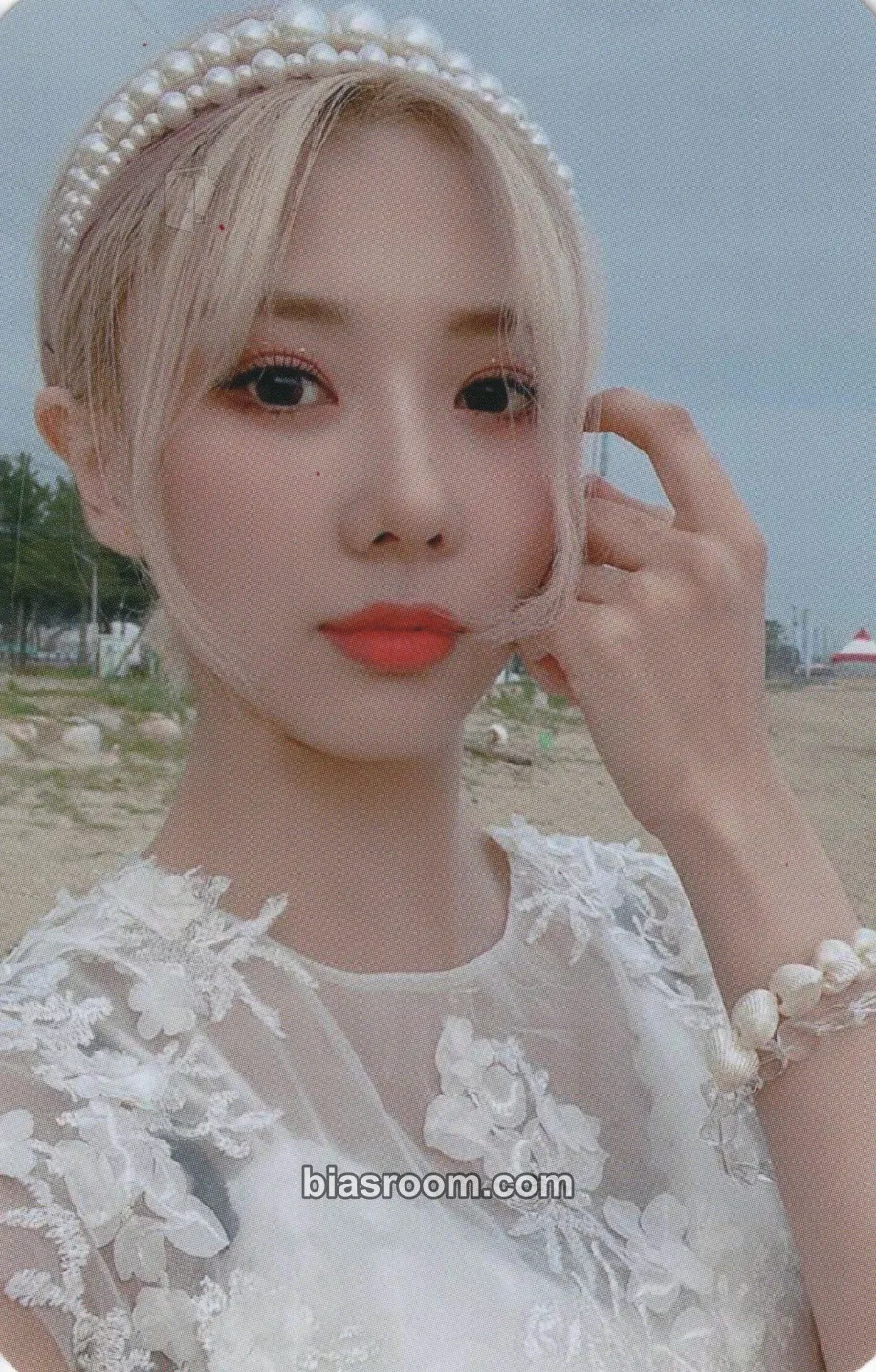 Yoohyeon Summer Holiday Photocard - Dreamcatcher - Dreamcatcher K-pop photocard