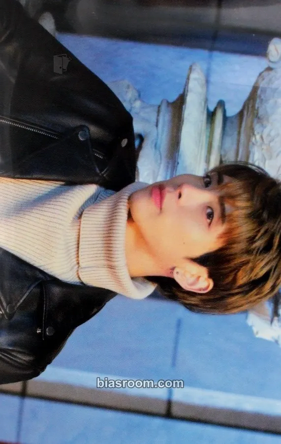 Jonghyun Winter Wonderland Photocard - SHINee - SHINee K-pop photocard
