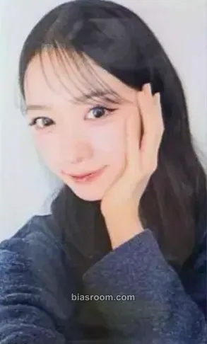Kumi SNAPISM x Baby DONT Cry Photocard - Baby DONT Cry - Baby DONT Cry K-pop photocard