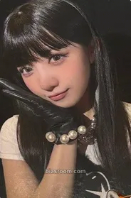 Kumi ISAC 2025 Photocard - Baby DONT Cry - Baby DONT Cry K-pop photocard