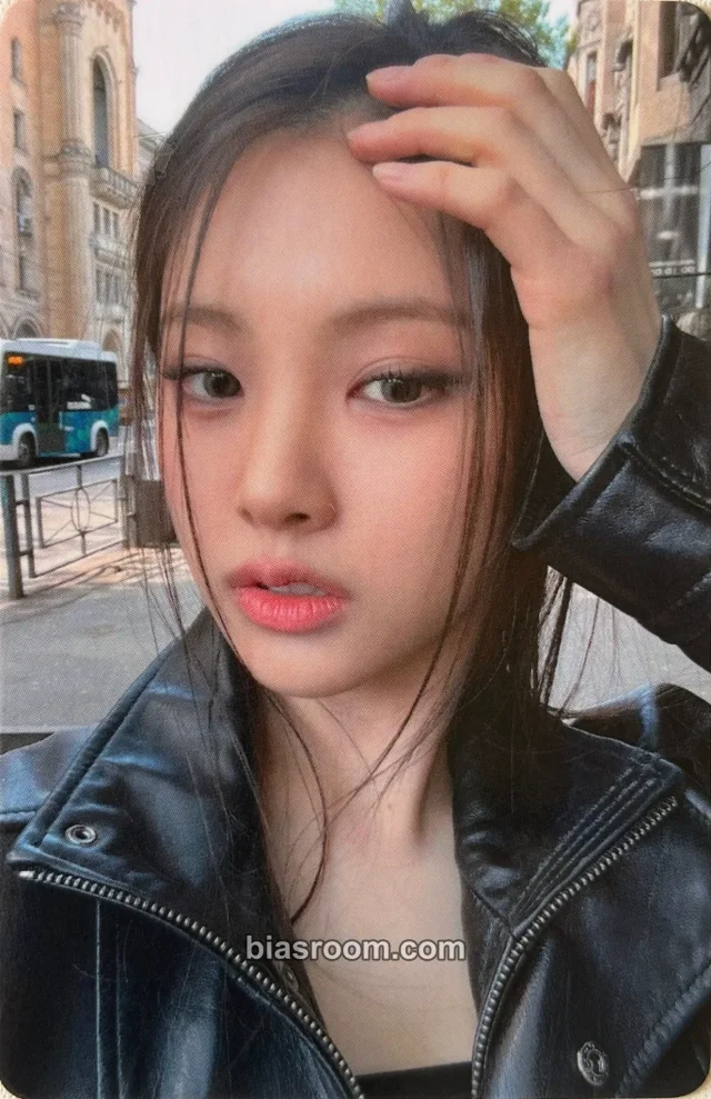 Baby DONT Cry - Yihyun - F Girl Album pob (pre-order benefit) tower records japan