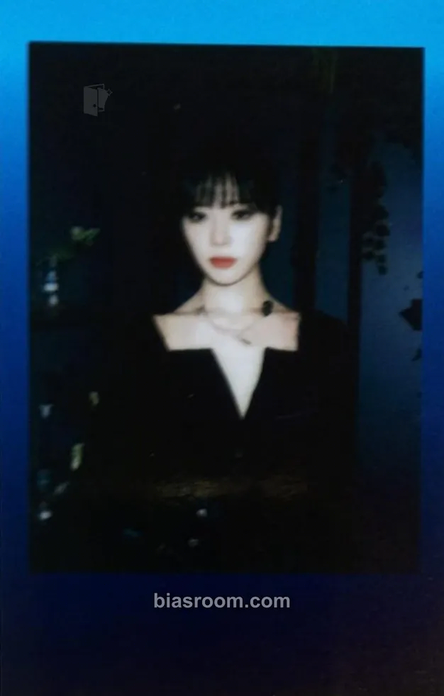 JiU Summer Holiday Photocard - Dreamcatcher - Dreamcatcher K-pop photocard