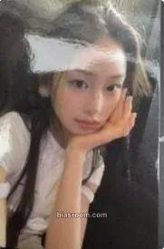 Beni F Girl Photocard - Baby DONT Cry - Baby DONT Cry K-pop photocard
