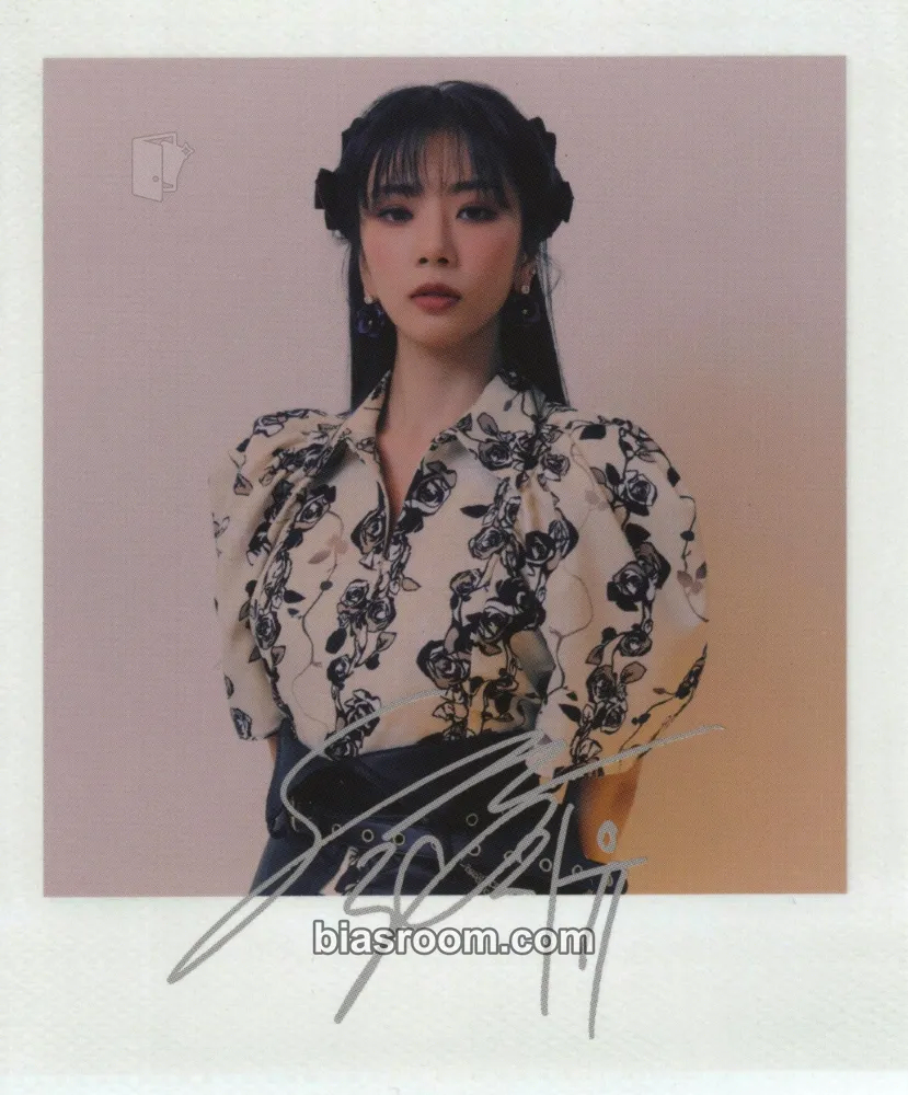 JiU Mysterious Mansion Photocard - Dreamcatcher - Dreamcatcher K-pop photocard