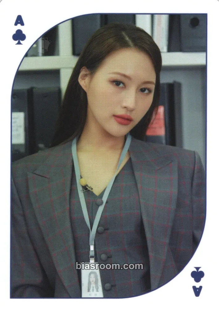 Siyeon Dreamcatcher Mind & Mysterious Mansion Photocard - Dreamcatcher - Dreamcatcher K-pop photocard