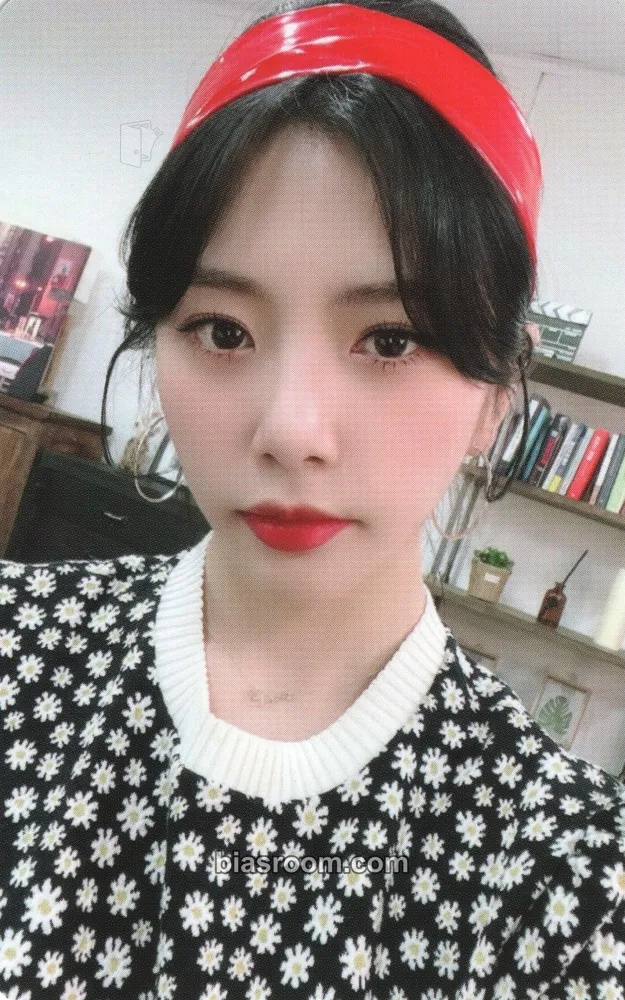 JiU Dreamcatcher Mind & Mysterious Mansion Photocard - Dreamcatcher - Dreamcatcher K-pop photocard