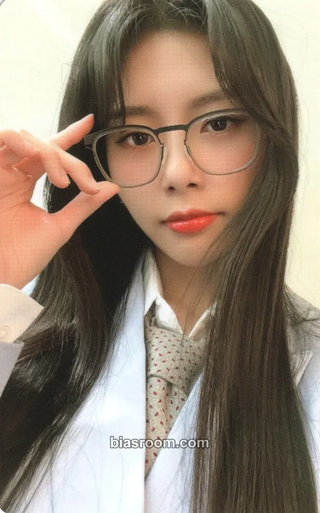 JiU Dreamcatcher Mind & Mysterious Mansion Photocard - Dreamcatcher - Dreamcatcher K-pop photocard