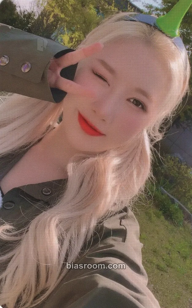 Handong Dreamcatcher Mind & Mysterious Mansion Photocard - Dreamcatcher - Dreamcatcher K-pop photocard