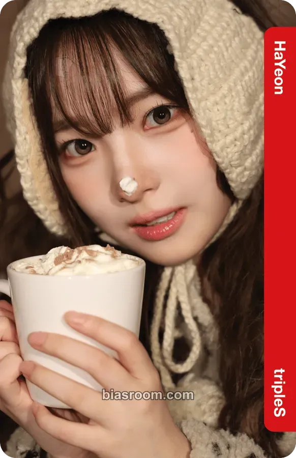 Hayeon tripleS x Lotte Home Shopping Photocard - tripleS - tripleS K-pop photocard