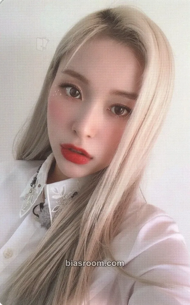 Gahyun Dreamcatcher Mind & Mysterious Mansion Photocard - Dreamcatcher - Dreamcatcher K-pop photocard