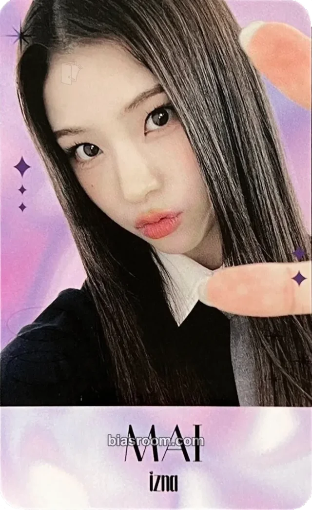 izna - Mai - KCON LA 2024 Event free gift