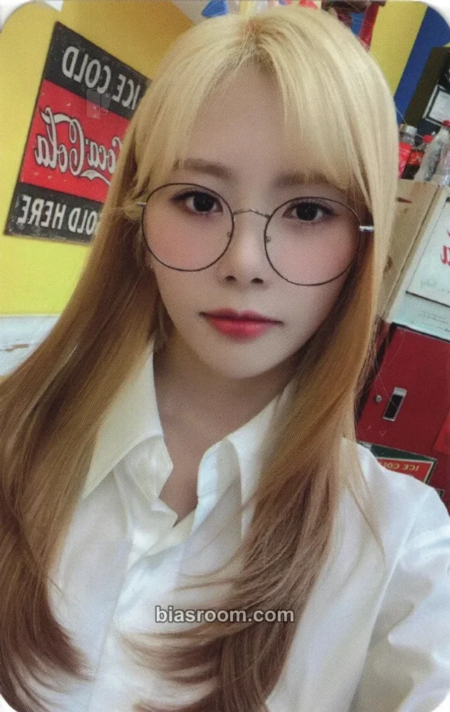Dreamcatcher - JiU - 5th anniversary Event cafe event photocard set