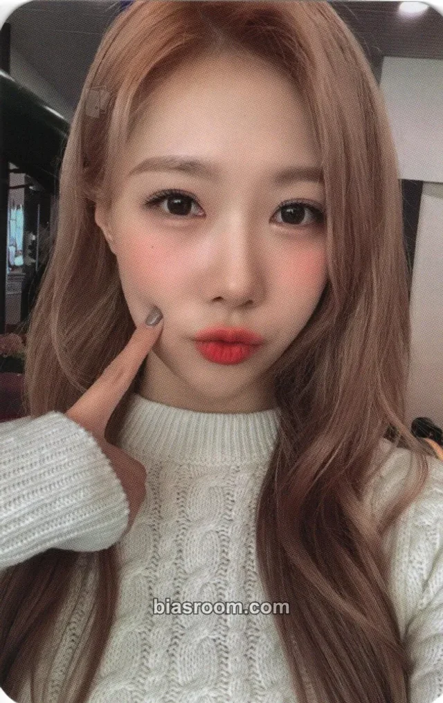 Dreamcatcher - Handong - 5th anniversary Event cafe event photocard set