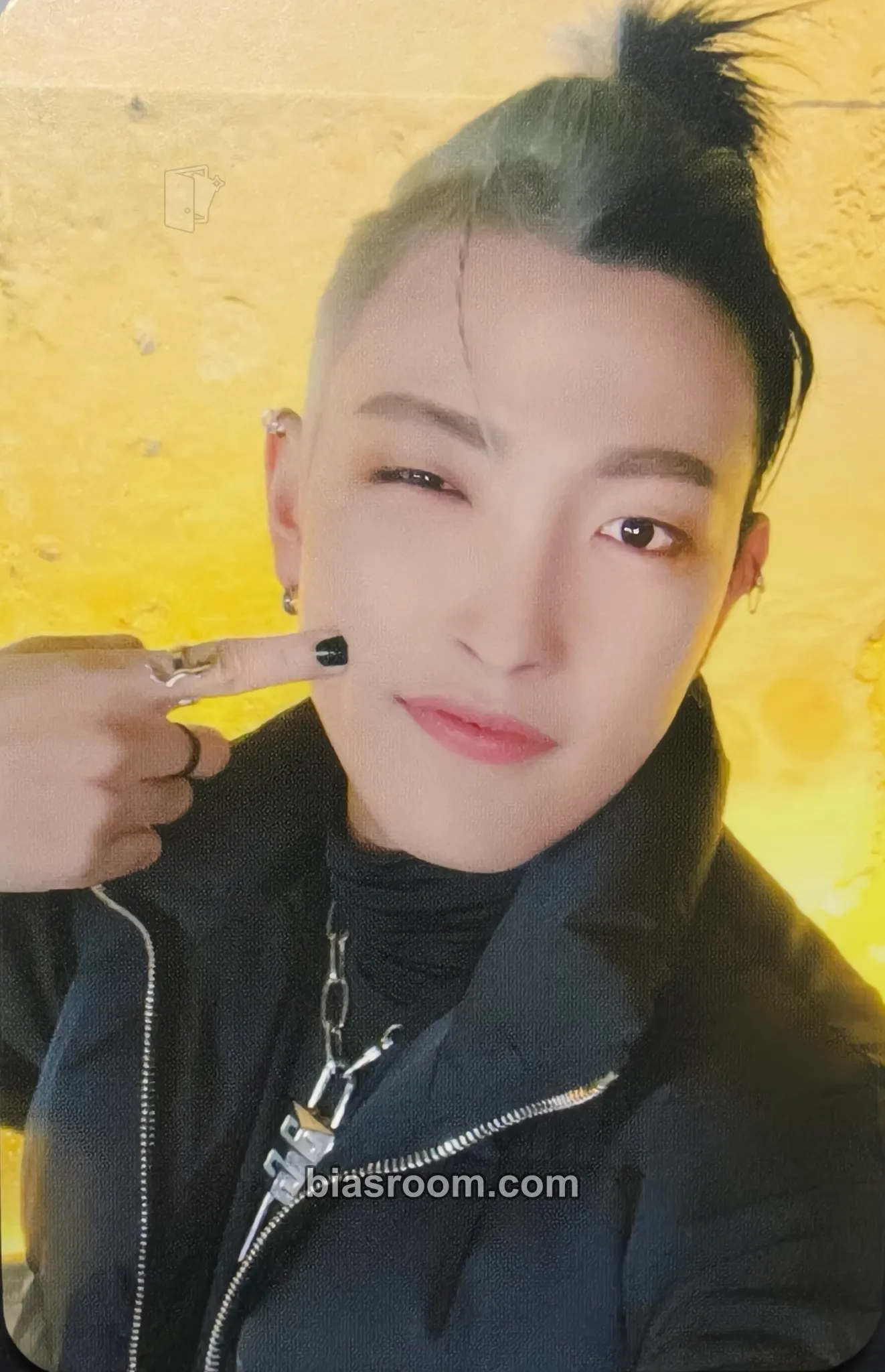 Hongjoong THE WORLD EP.1 : MOVEMENT Photocard - ATEEZ - ATEEZ K-pop photocard