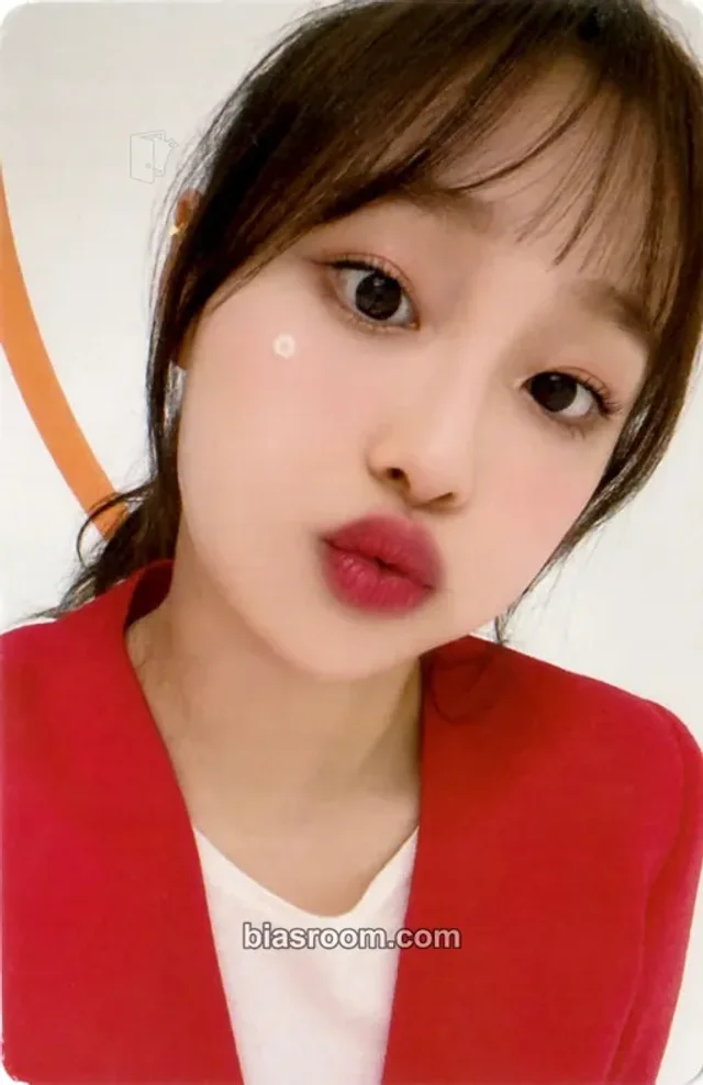 LOONA - Chuu - HULA HOOP / StarSeed ~Kakusei~ Album album photocard japanese album standard version B version limited edition A version