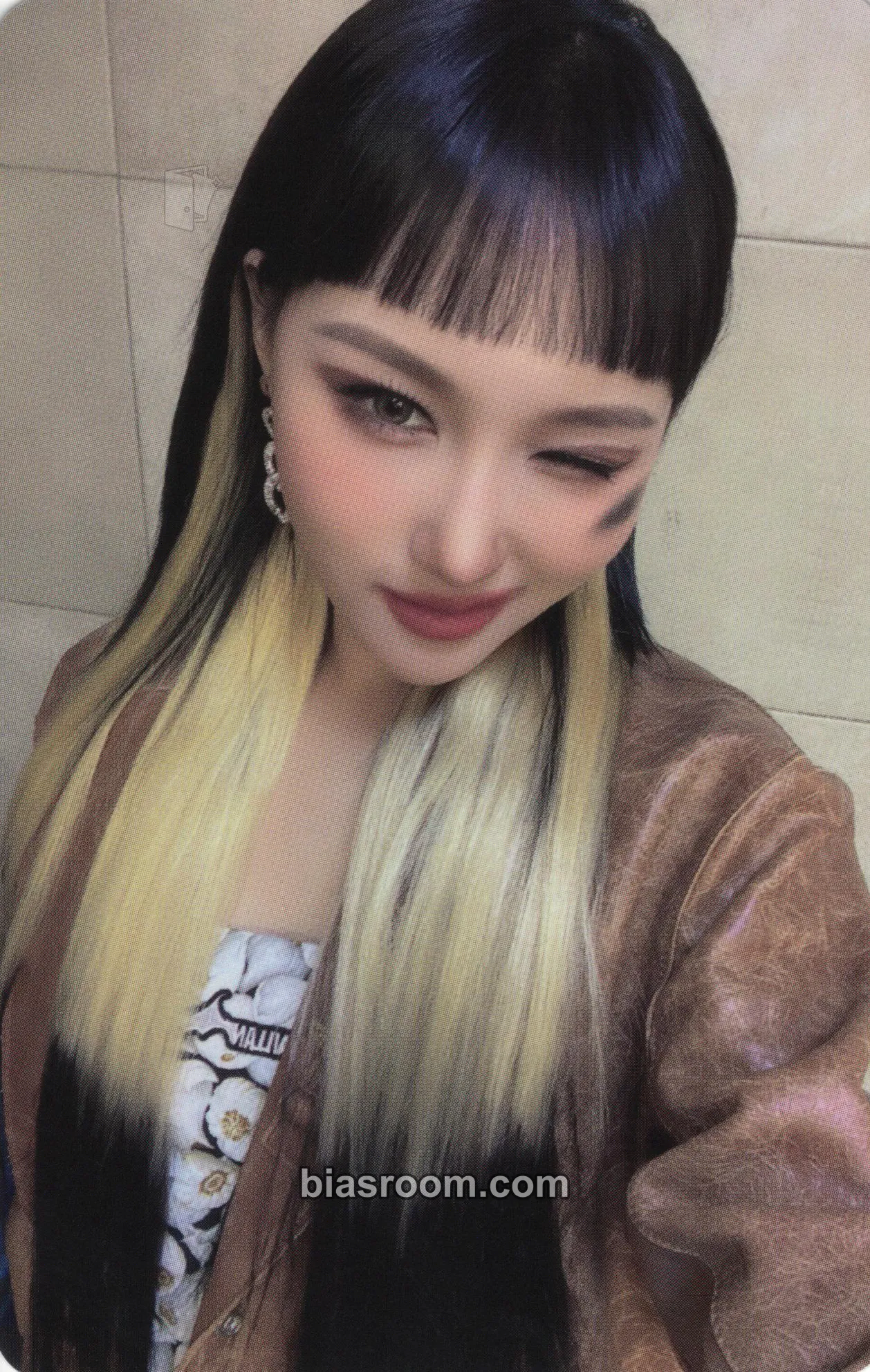Siyeon Apocalypse : Save Us Photocard - Dreamcatcher - Dreamcatcher K-pop photocard