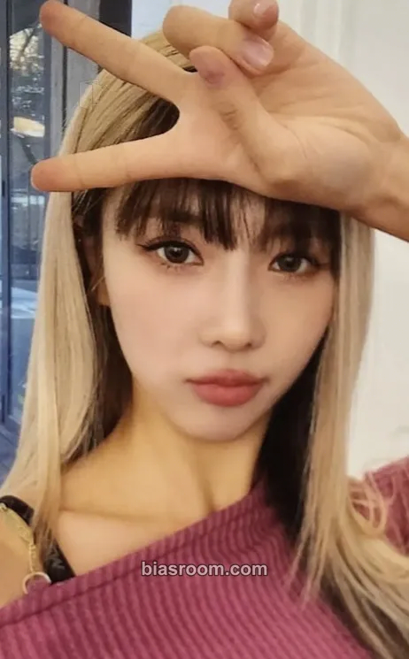 Yoohyeon Apocalypse : Save Us Photocard - Dreamcatcher - Dreamcatcher K-pop photocard