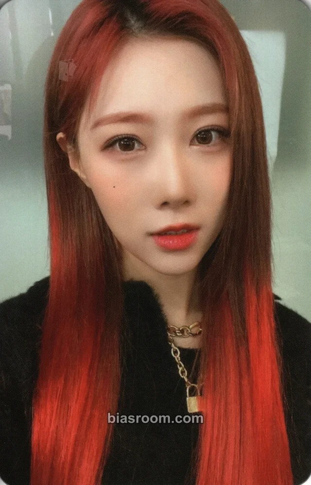 Dreamcatcher - Handong - Apocalypse : Save Us Album C version merch photocard set wonderwall