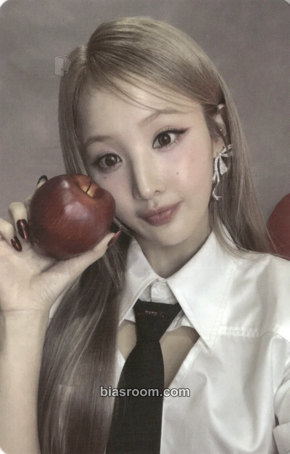 Belle Midas Touch Photocard - KISS OF LIFE - KISS OF LIFE K-pop photocard