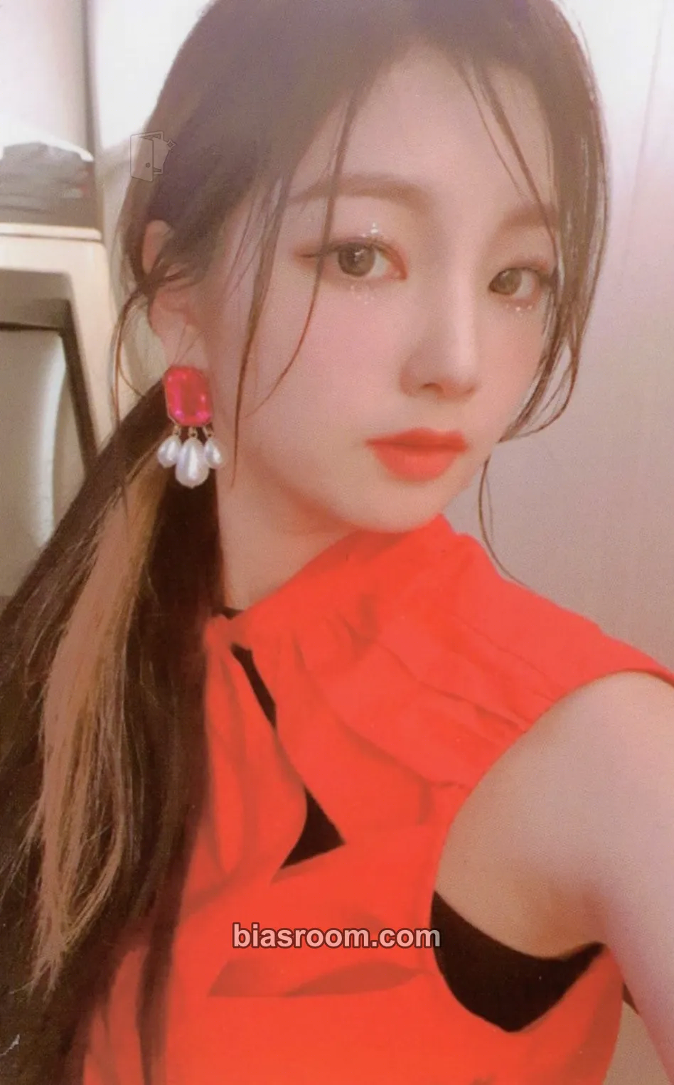 Yeonhee Red punch Photocard - Rocket Punch - Rocket Punch K-pop photocard